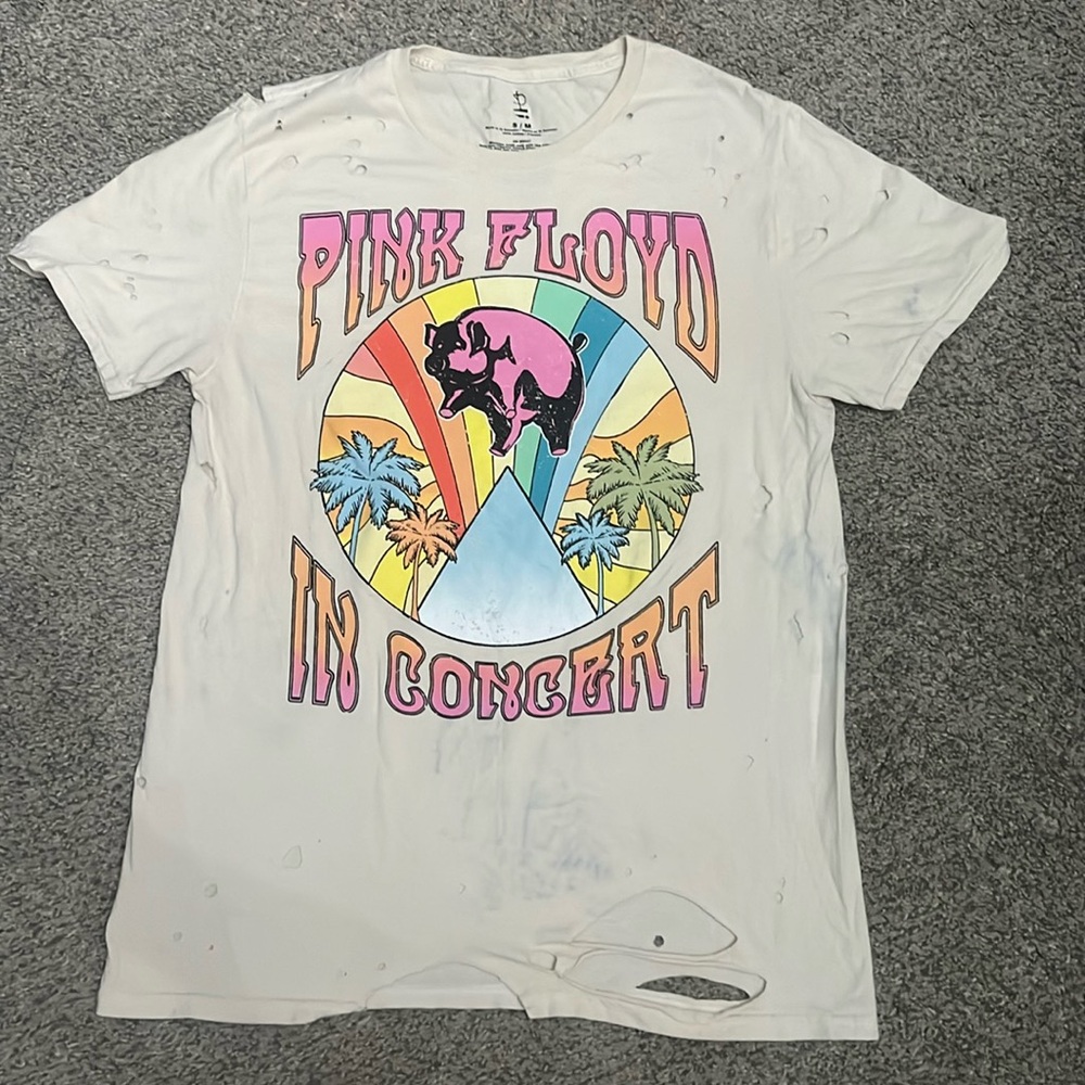 Pink Floyd vintage reproduction concert tee distressed